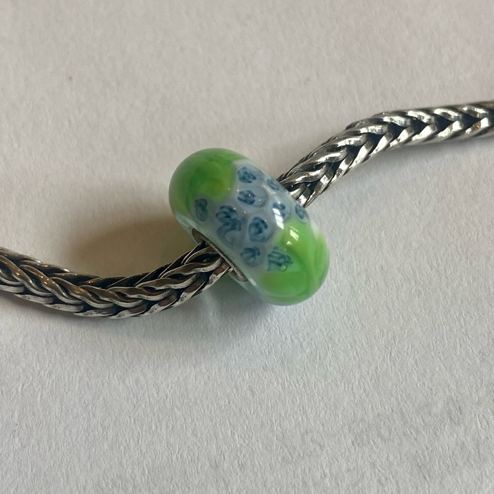 Trollbeads glass bead